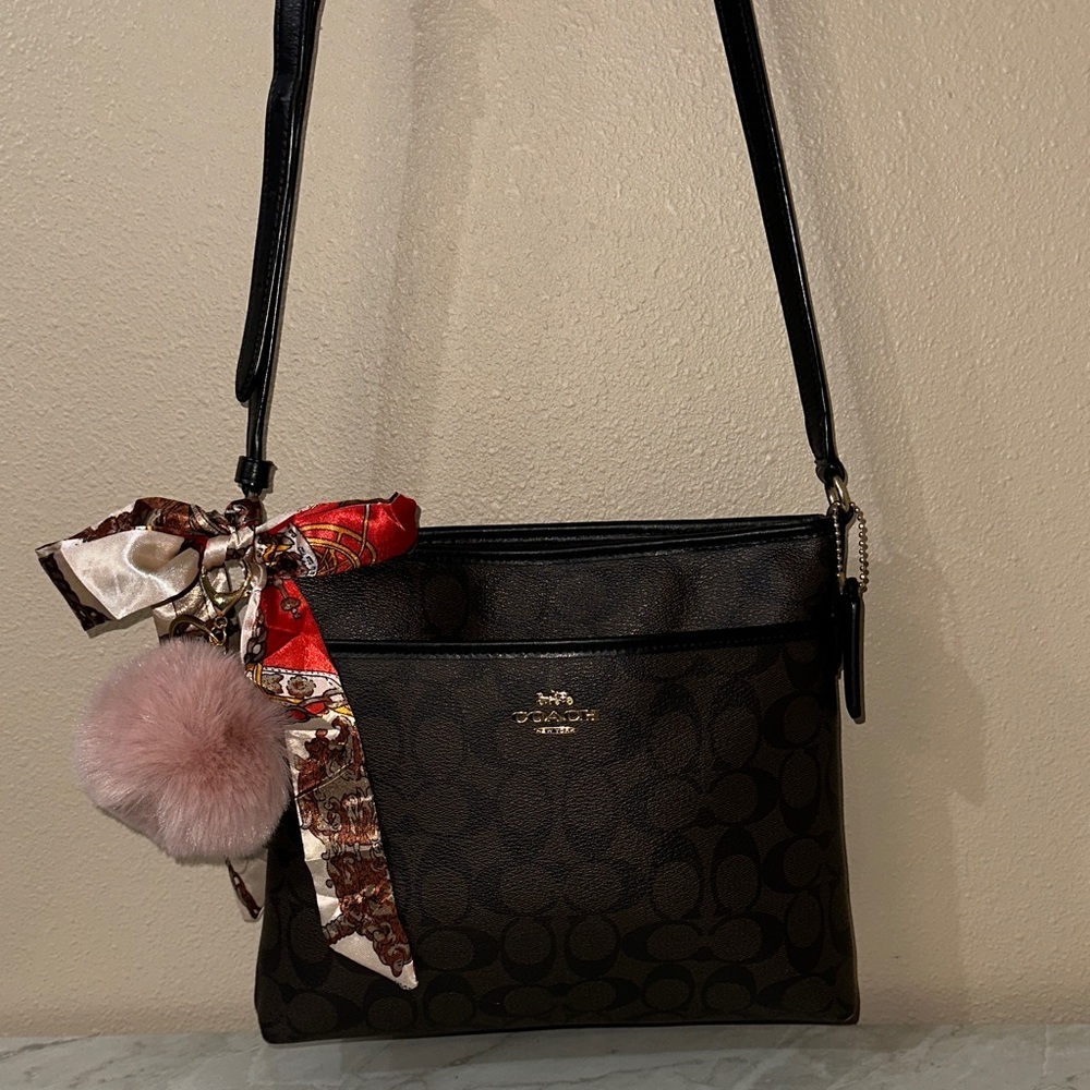Coach Dark Brown/black Crossbody Bag with Gold Accents. - Picture 10 of 11